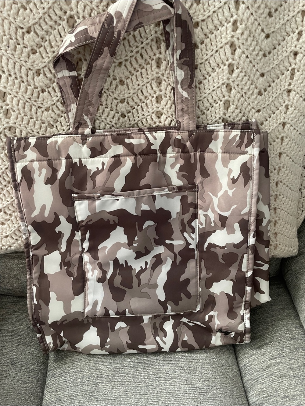 Lug Runner Tote Camo Taupe